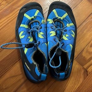 Merrell hiking/water shoes